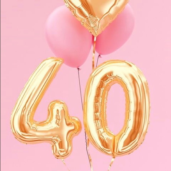 Sarah - Picture 2 of 6